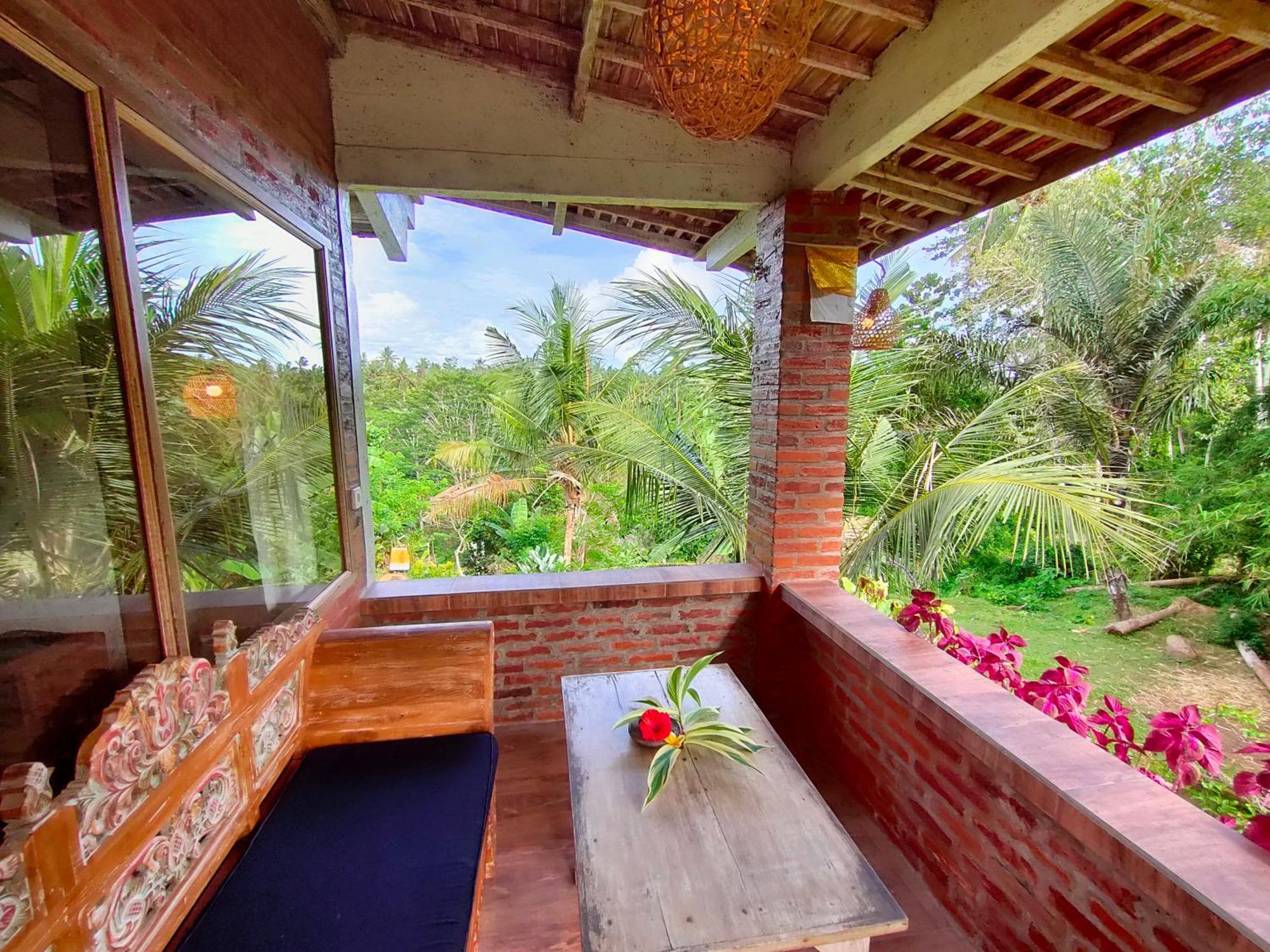 D'nanda Mini Bed & Breakfast 2*